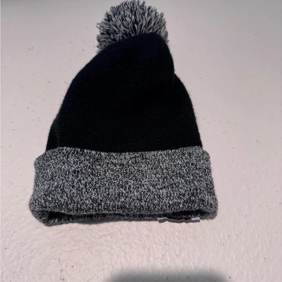 Carhartt Pom-Pom Beanie - Picture 2 of 3